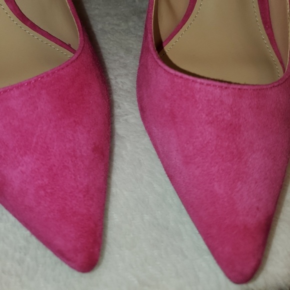 Betsey Johnson Pumps - Picture 2 of 4